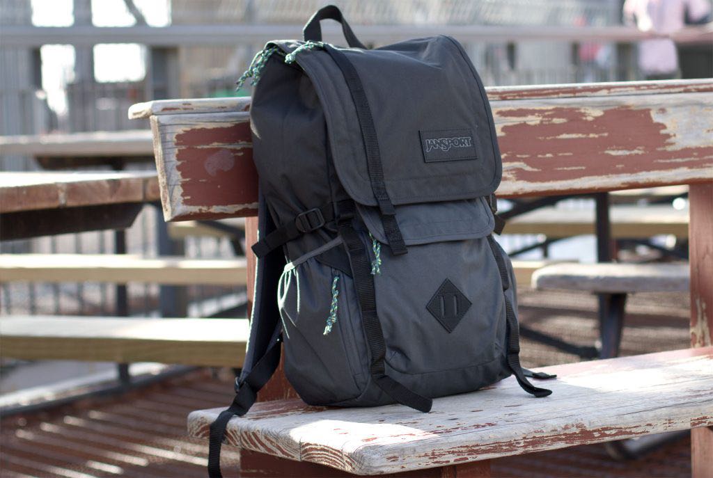 Jansport hatchet sales grey tar