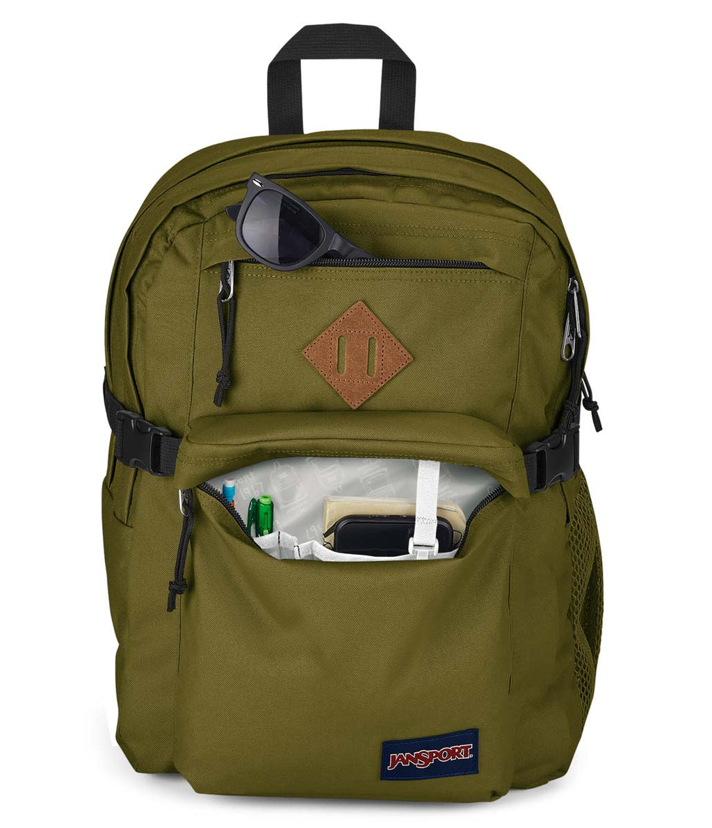 huntington backpack jansport The JanSport Cool Student includes a dedicated sleeve for a 15 Huntington Average Backpack Cost Jansport